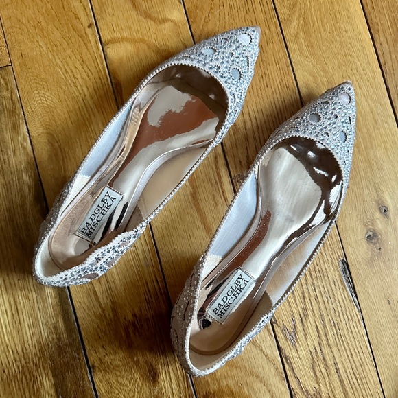 Badgley Mischka Gigi Flat - Picture 5 of 11